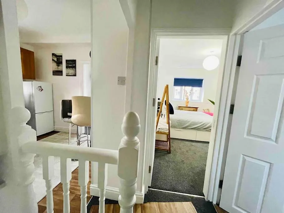 Apartment Lovely 1 Bedroom Flat+Living Room With A Sofa Bed London
